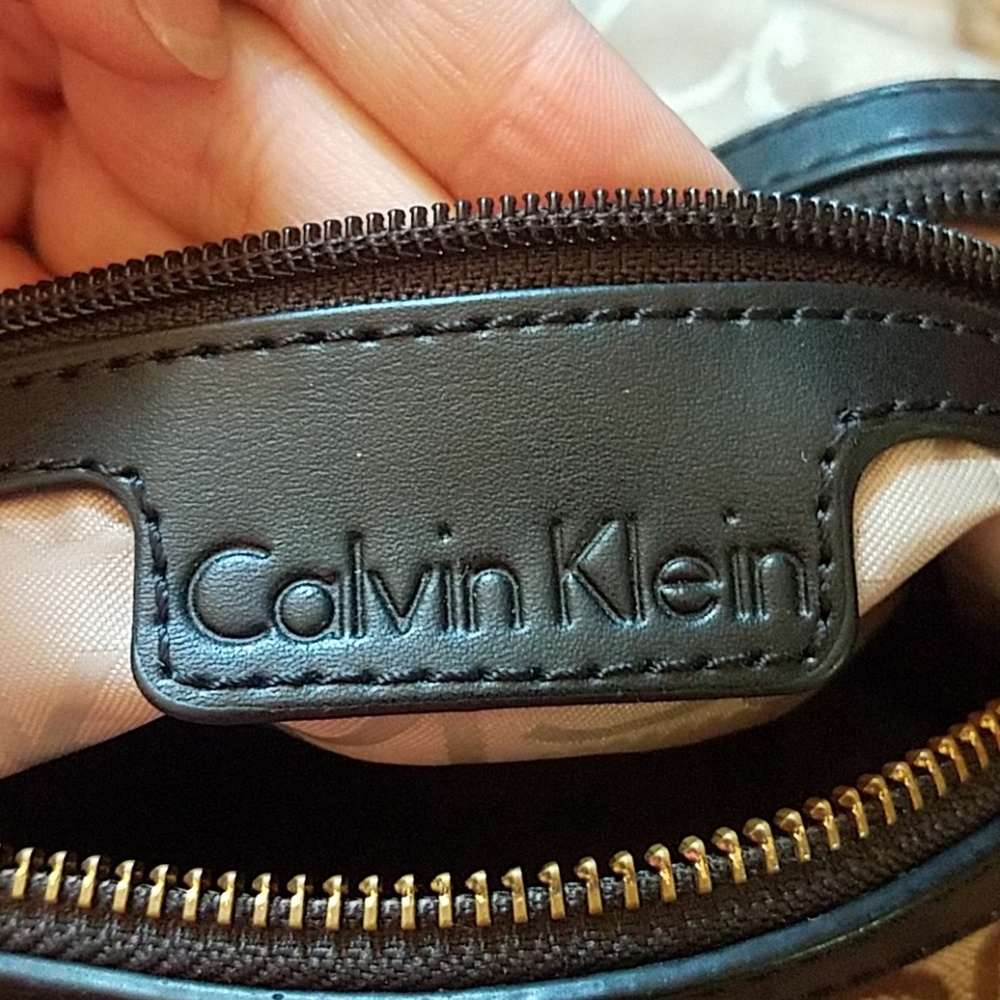 Handbag - Picture 5 of 5